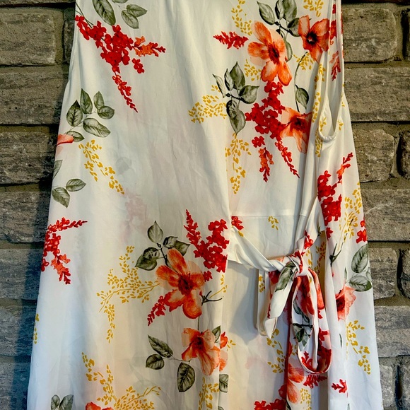 Thyme Maternity Blouse Large - Picture 4 of 7